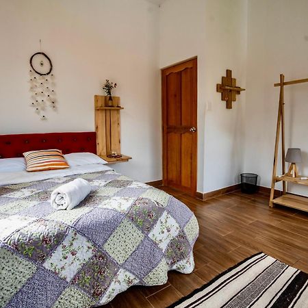 ピサック Blue Lotus Retreat Center Bed & Breakfast エクステリア 写真