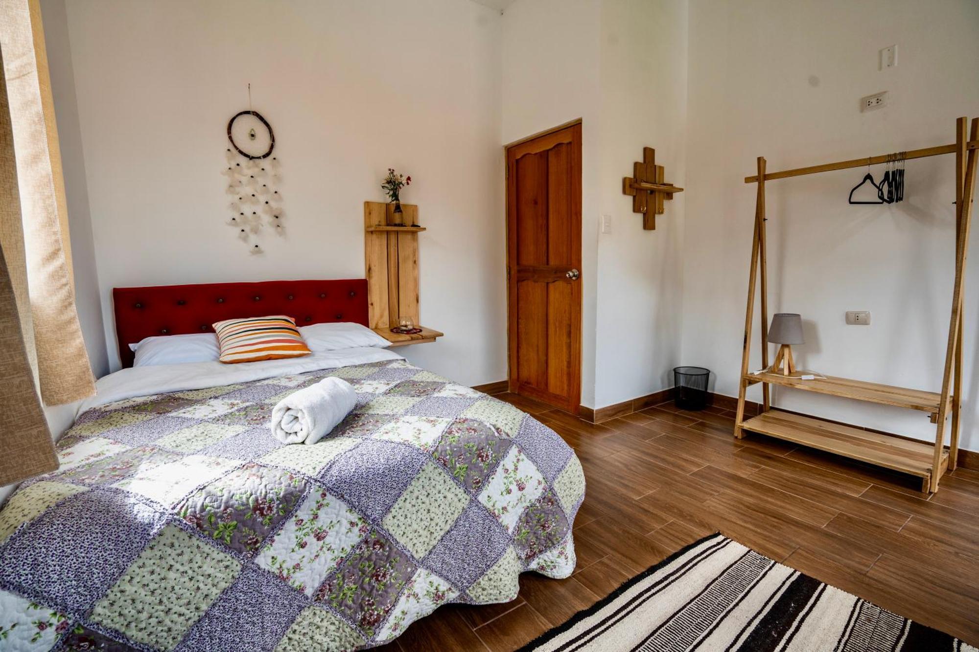 ピサック Blue Lotus Retreat Center Bed & Breakfast エクステリア 写真
